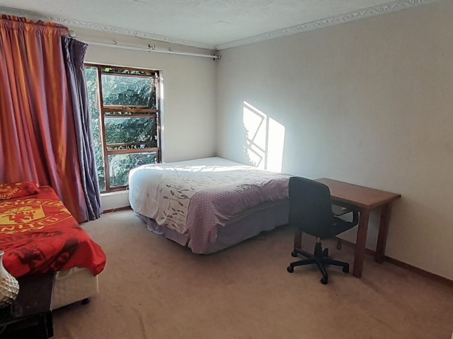 5 Bedroom Property for Sale in Flora Park Northern Cape